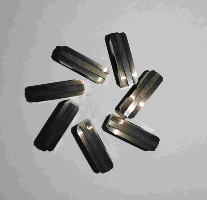 Mpa 1570 sem revestimento do cortador das lâminas do torno do metal do CNC P25 para o gerencio áspero resistente